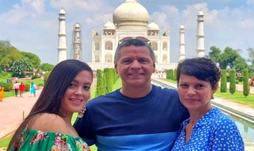 Sunrise Taj Mahal Tour from Delhi